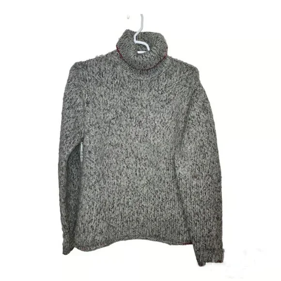 100% Wool Turtleneck Sweater - Banana Republic, XL - Picture 3 of 4
